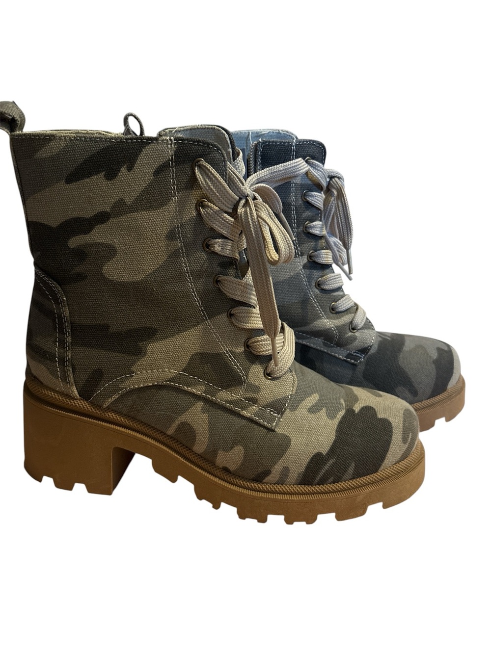 Sugar Women’s Camouflage Lace-Up Combat Boots - Olive Camo Size 7.5
